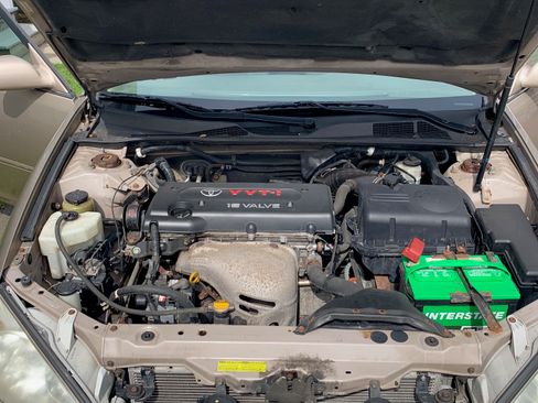 Used 2004 Toyota Camry LE FWD image 15