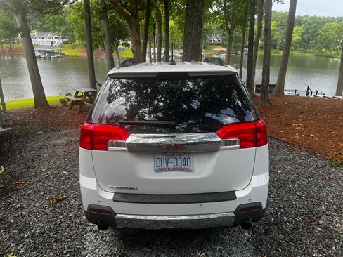 Used 2015 GMC Terrain SLT FWD image 12