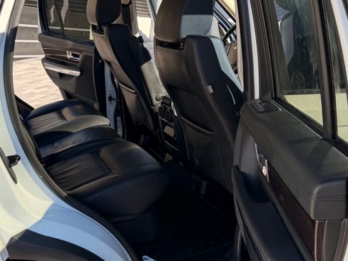 Used 2012 Land Rover Range Rover Sport HSE image 13