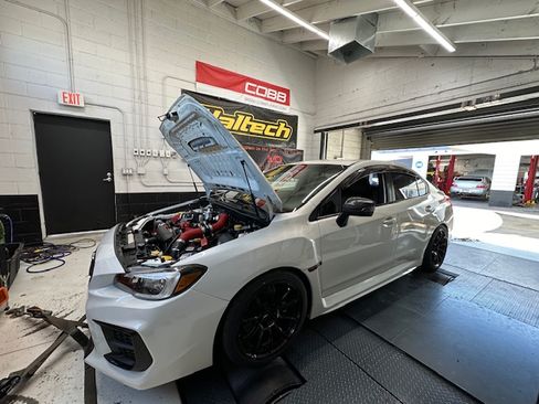 Used 2015 Subaru WRX STI w/ Popular Package #3 image 9