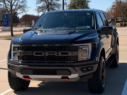 Used 2023 Ford F150 Raptor image 1