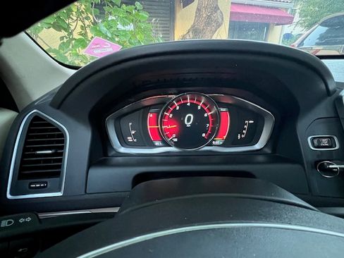 Used 2015 Volvo XC60 T5 Premier Plus image 14