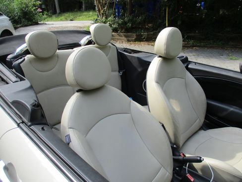 Used 2012 MINI Cooper S image 18