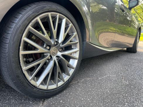 Used 2014 Lexus IS 250 w/ Navigation Package RWD image 9