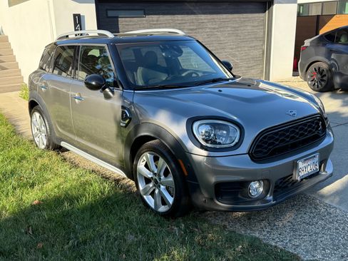 Used 2019 MINI Cooper Countryman S w/ Driver Assistance Package image 9