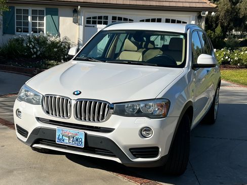 Used 2016 BMW X3 sDrive28i image 2