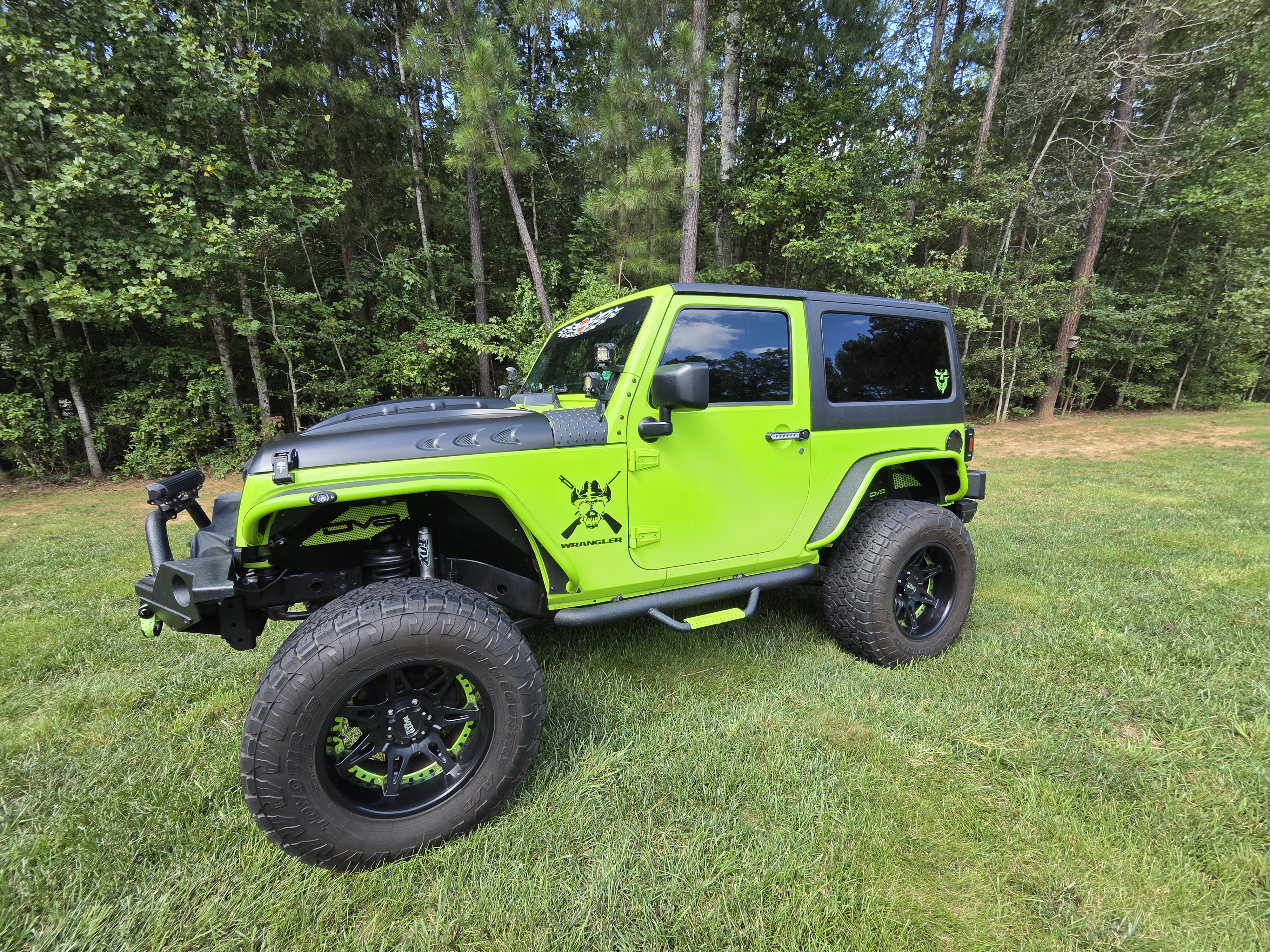 Used 2013 Jeep Wrangler Sahara w/ Dual Top Group AWD/4WD image 2
