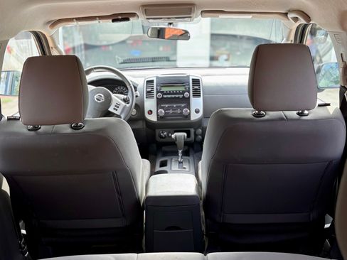 Used 2015 Nissan Xterra X w/ Nevada Tow Package image 6