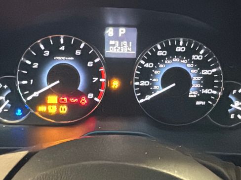 Used 2011 Subaru Outback 2.5i Premium image 25