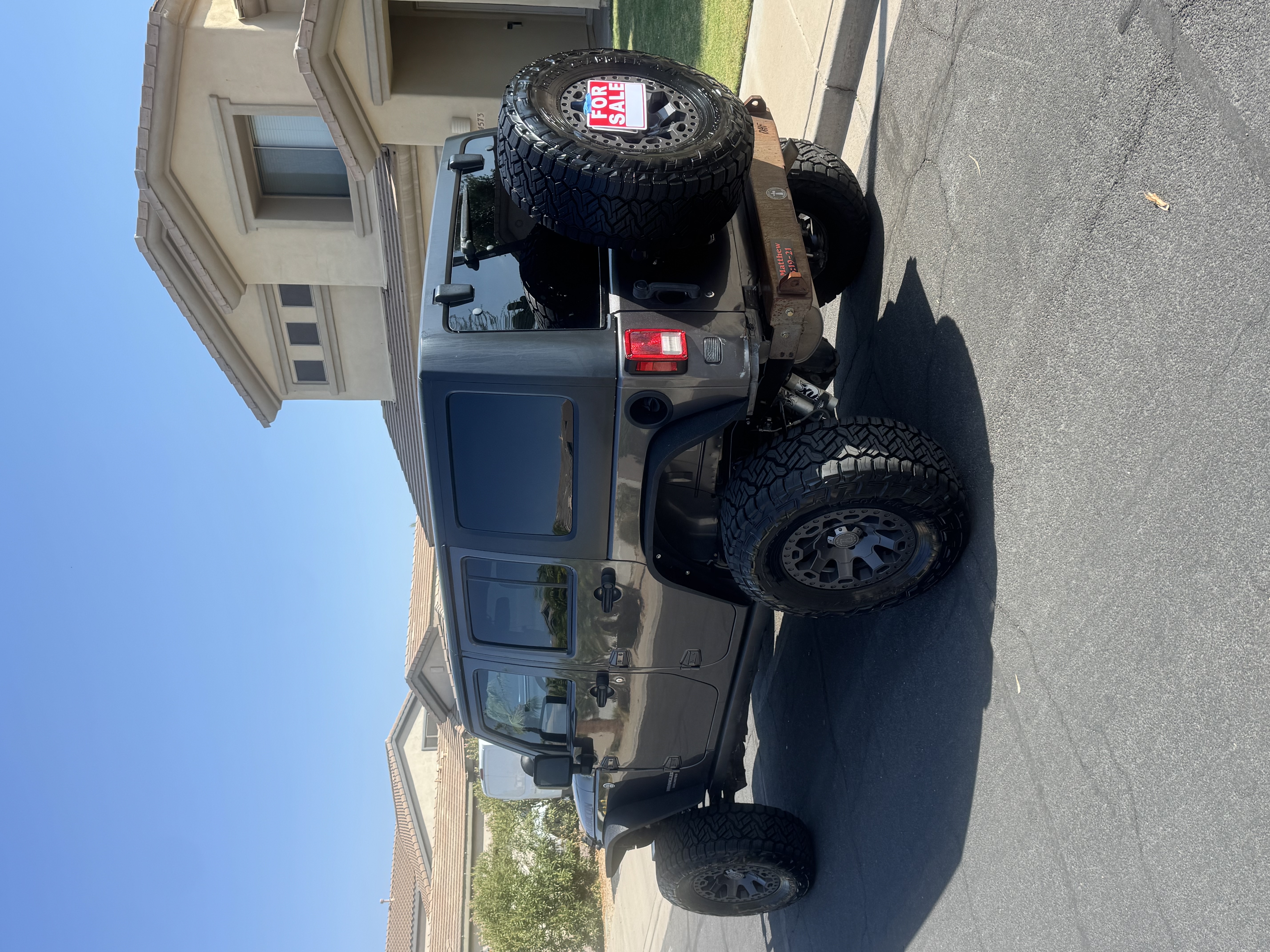 Used 2016 Jeep Wrangler Unlimited Rubicon w/ Connectivity Group AWD/4WD image 5