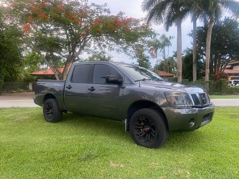 Used 2006 Nissan Titan XE w/ (W04) Preferred Pkg image 5