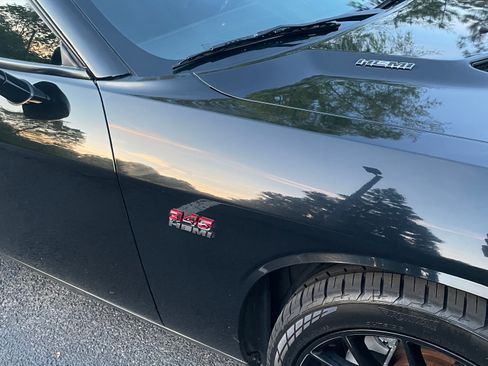Used 2013 Dodge Challenger R/T RWD image 18