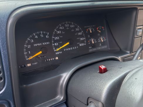 Used 1997 Chevrolet Silverado 3500 4x4 Crew Cab w/ Preferred Equipment Group 2 image 26