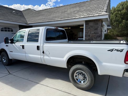 Used 2004 Ford F350 XLT AWD/4WD image 5