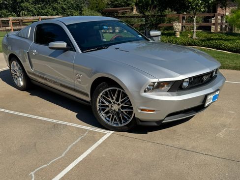 Used 2012 Ford Mustang GT Premium w/ GT Coupe Accessory Pkg 1 image 1