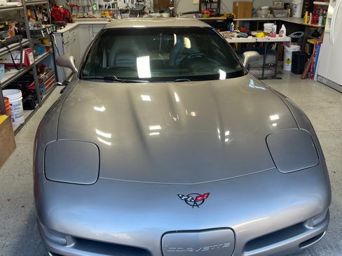 Used 1999 Chevrolet Corvette Coupe RWD image 5