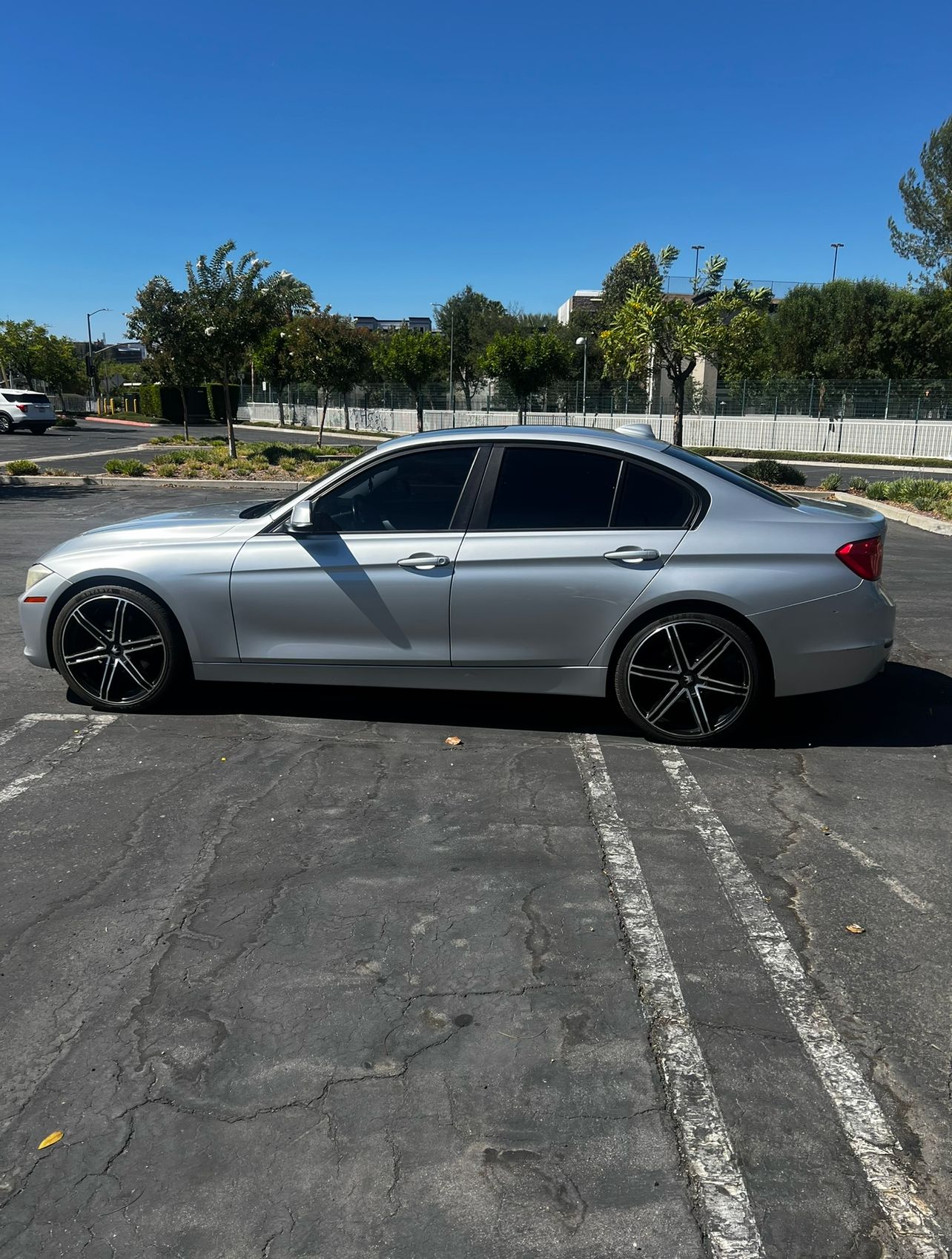 Used 2012 BMW 328i Sedan RWD image 11