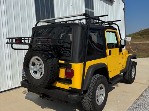 Used 2004 Jeep Wrangler X w/ Full Face Tire & Wheel Group image 5