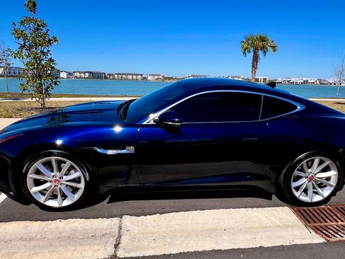 Used 2020 Jaguar F-TYPE Coupe image 8