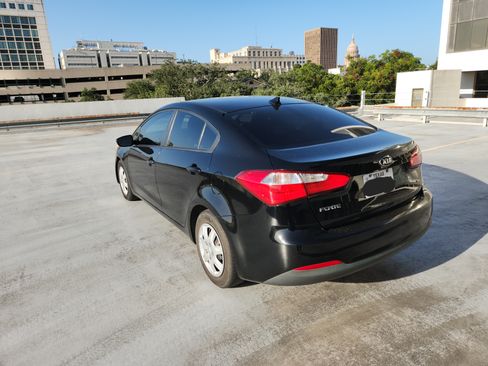 Used 2015 Kia Forte LX FWD image 6