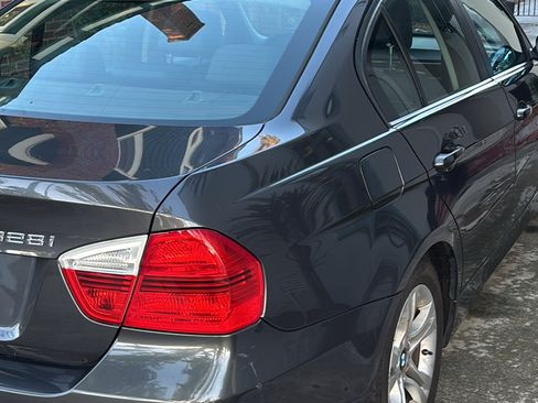 Used 2008 BMW 328i Sedan RWD image 9