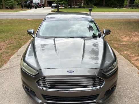 Used 2013 Ford Fusion SE FWD image 4