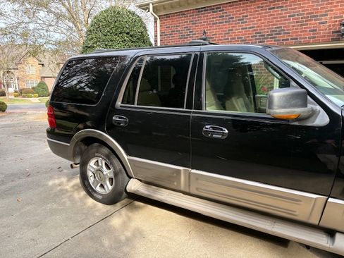 Used 2003 Ford Expedition Eddie Bauer image 4