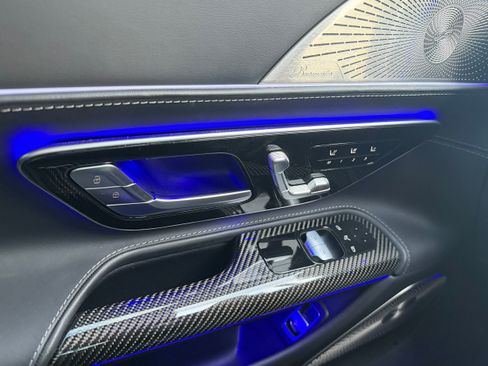 Used 2024 Mercedes-Benz AMG GT 63 image 16