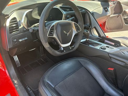 Used 2019 Chevrolet Corvette Stingray Coupe 2D w/ 2LT Preferred Equipment Group image 25