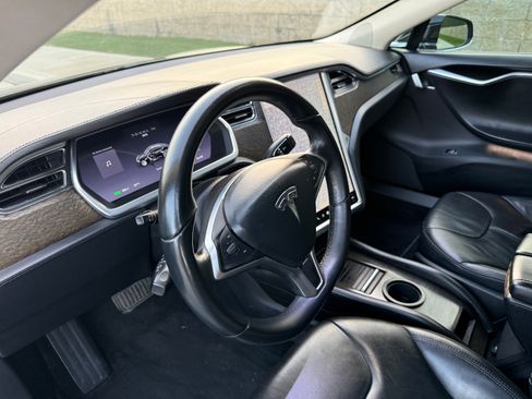 Used 2013 Tesla Model S image 21