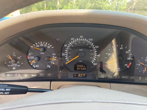 Used 1999 Mercedes-Benz S 320 image 20