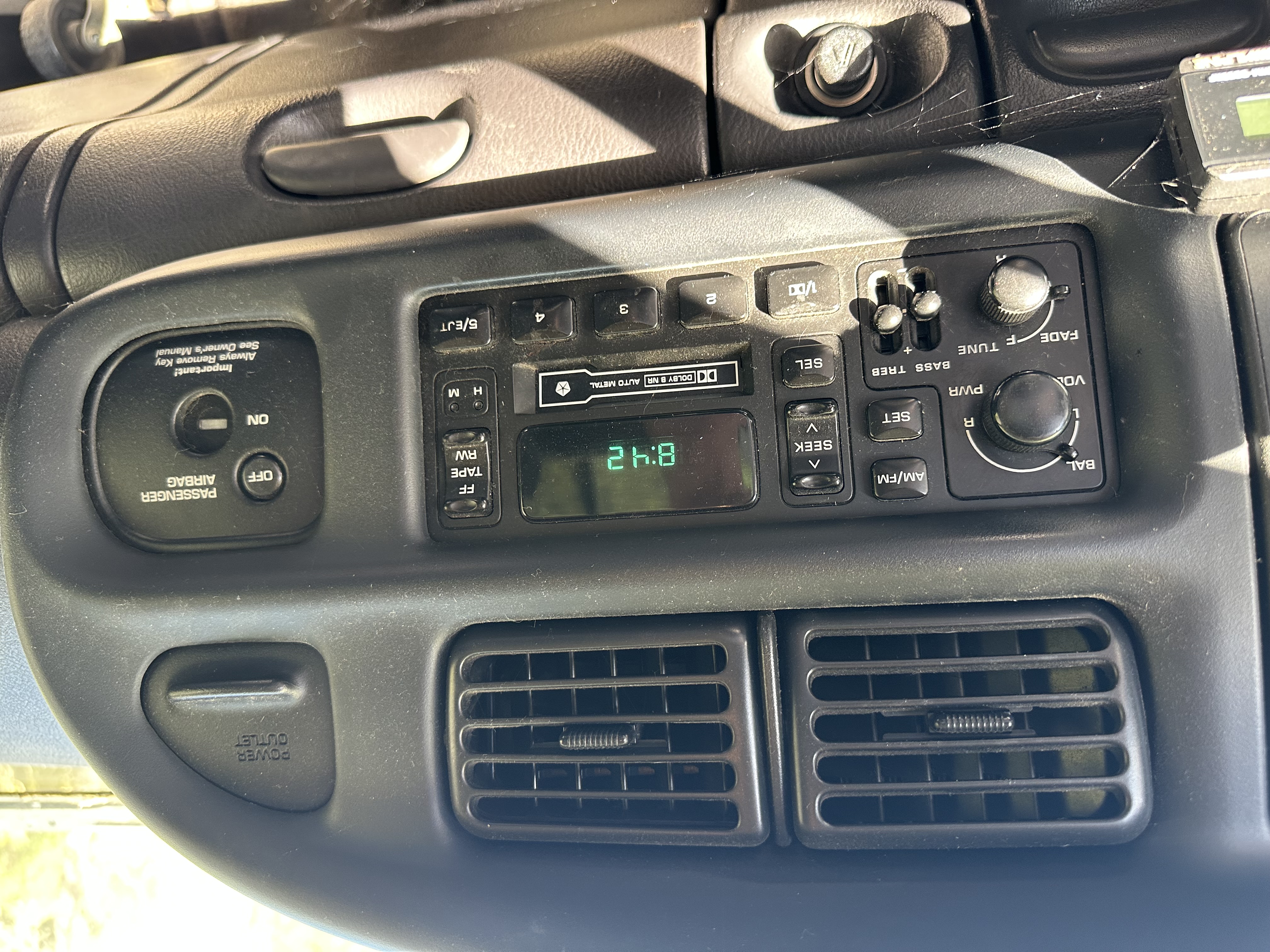 Used 1998 Dodge Ram 2500 Truck 2WD Quad Cab image 12