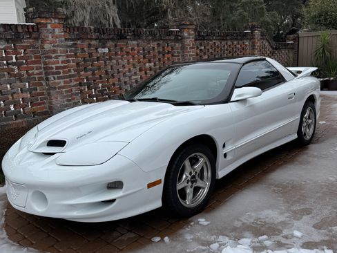 Used 2000 Pontiac Firebird Formula image 11