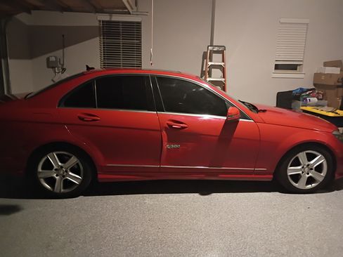 Used 2011 Mercedes-Benz C 300 Sedan w/ Premium 1 Pkg image 15