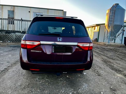 Used 2013 Honda Odyssey LX image 5