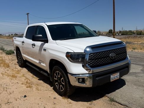 Used 2020 Toyota Tundra SR5 w/ TRD Off-Road Plus Package AWD/4WD image 1