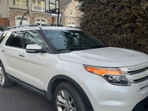 Used 2015 Ford Explorer Limited w/ Equipment Group 301A image 4