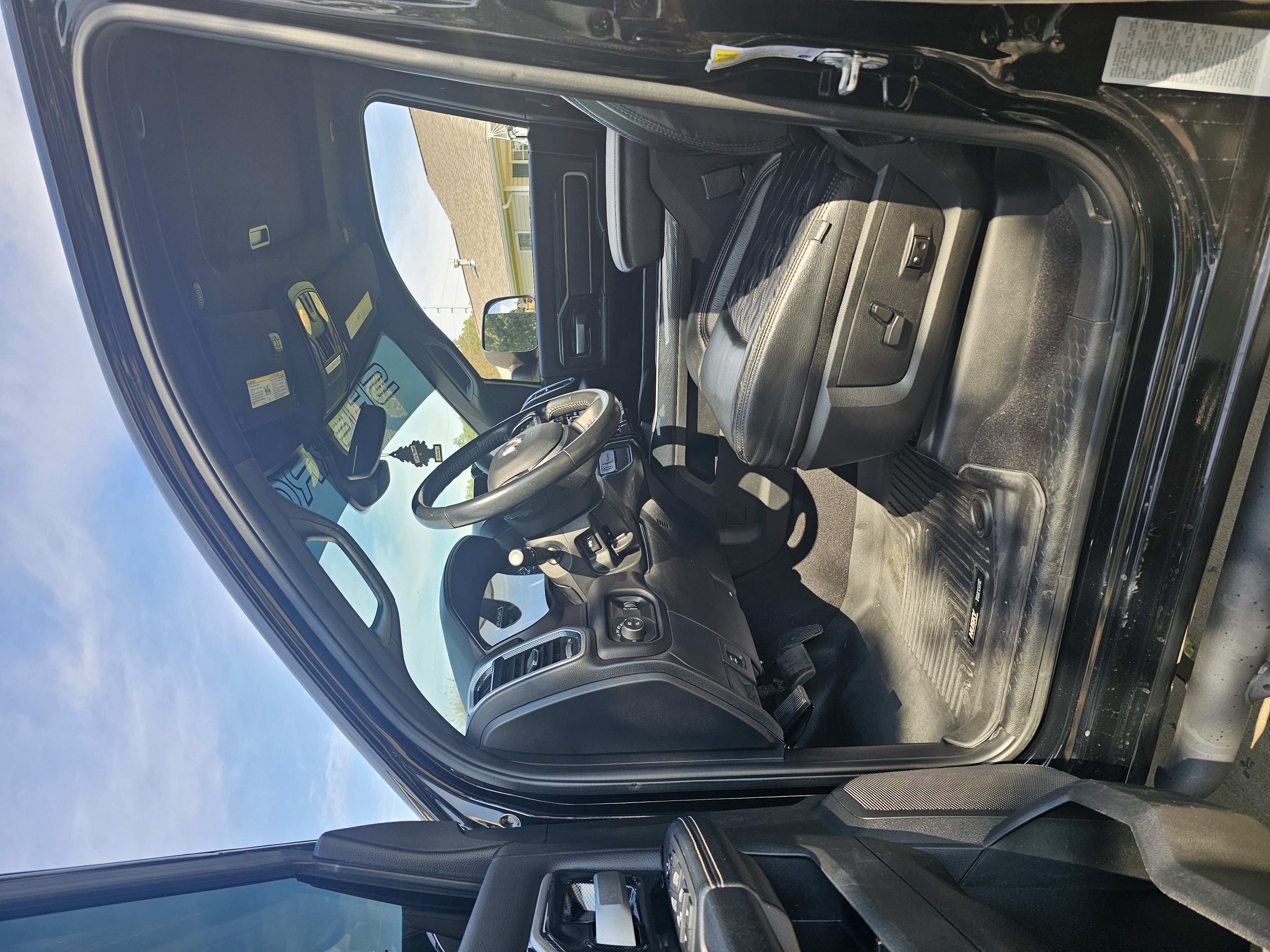 Used 2022 RAM 2500 Big Horn w/ Level C Equiment Group AWD/4WD image 10