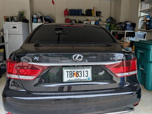 Used 2017 Lexus LS 460 w/ Comfort Package image 8