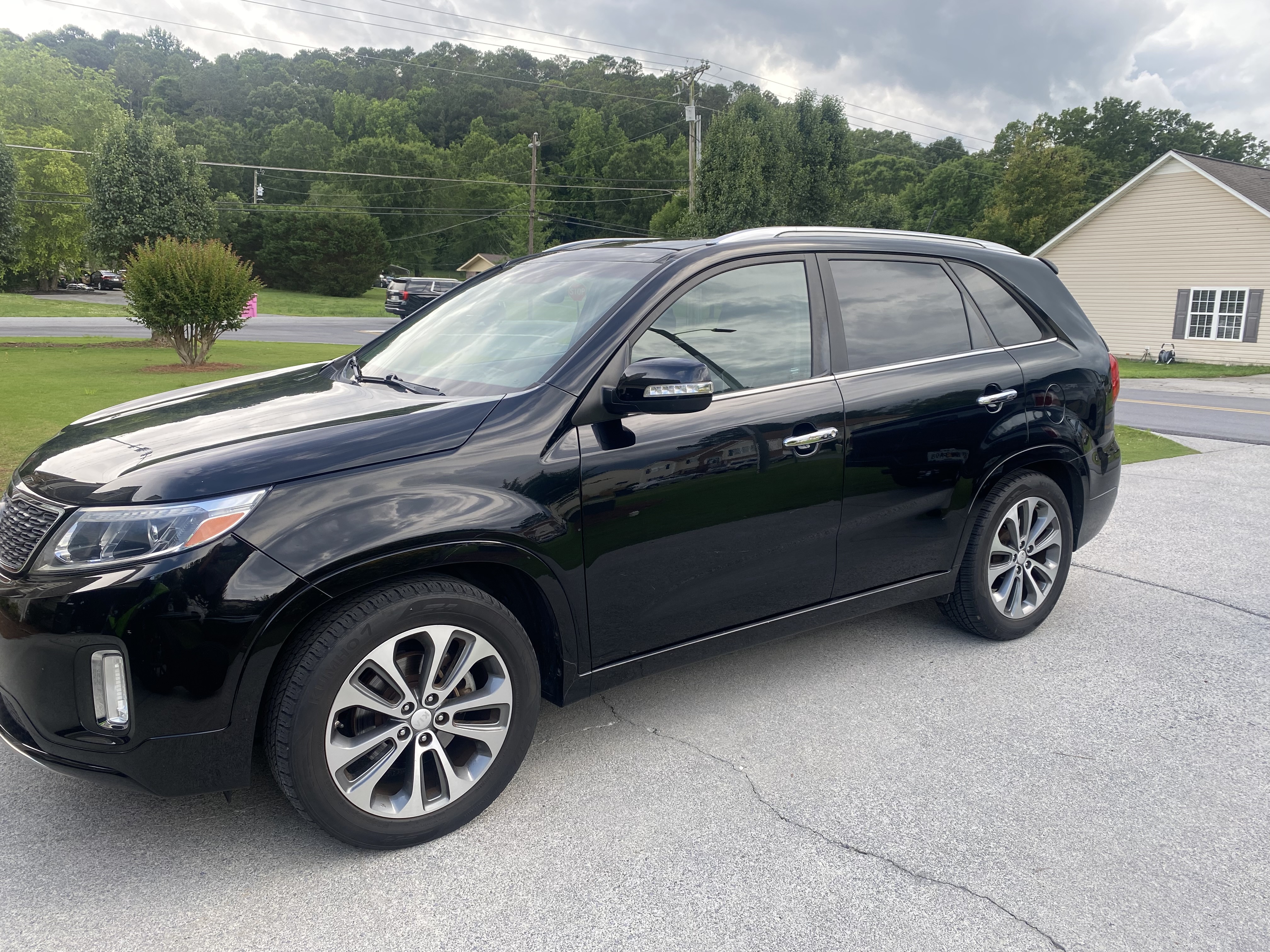 Used 2015 Kia Sorento SX FWD image 1