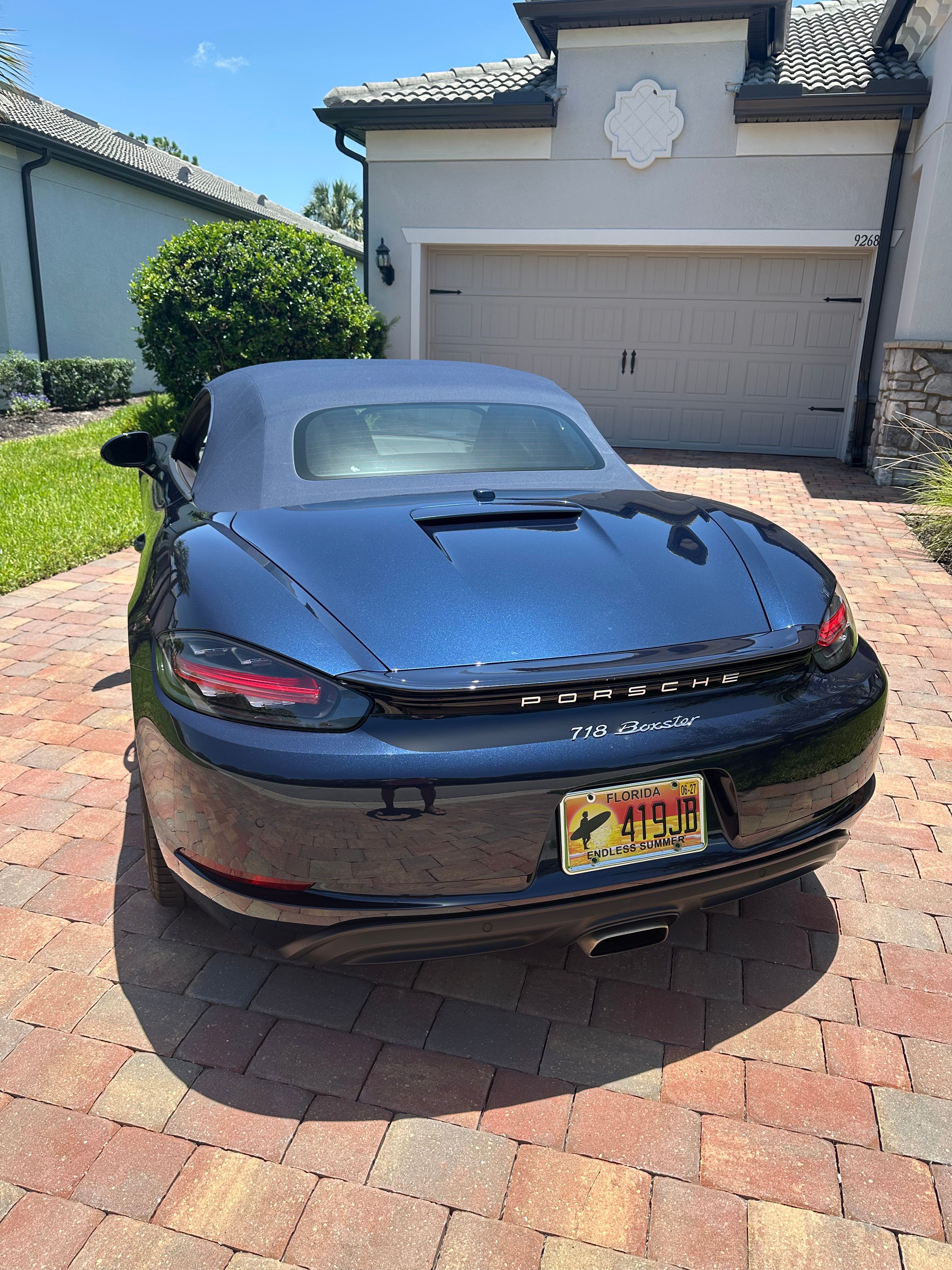 Used 2019 Porsche 718 Boxster RWD image 4