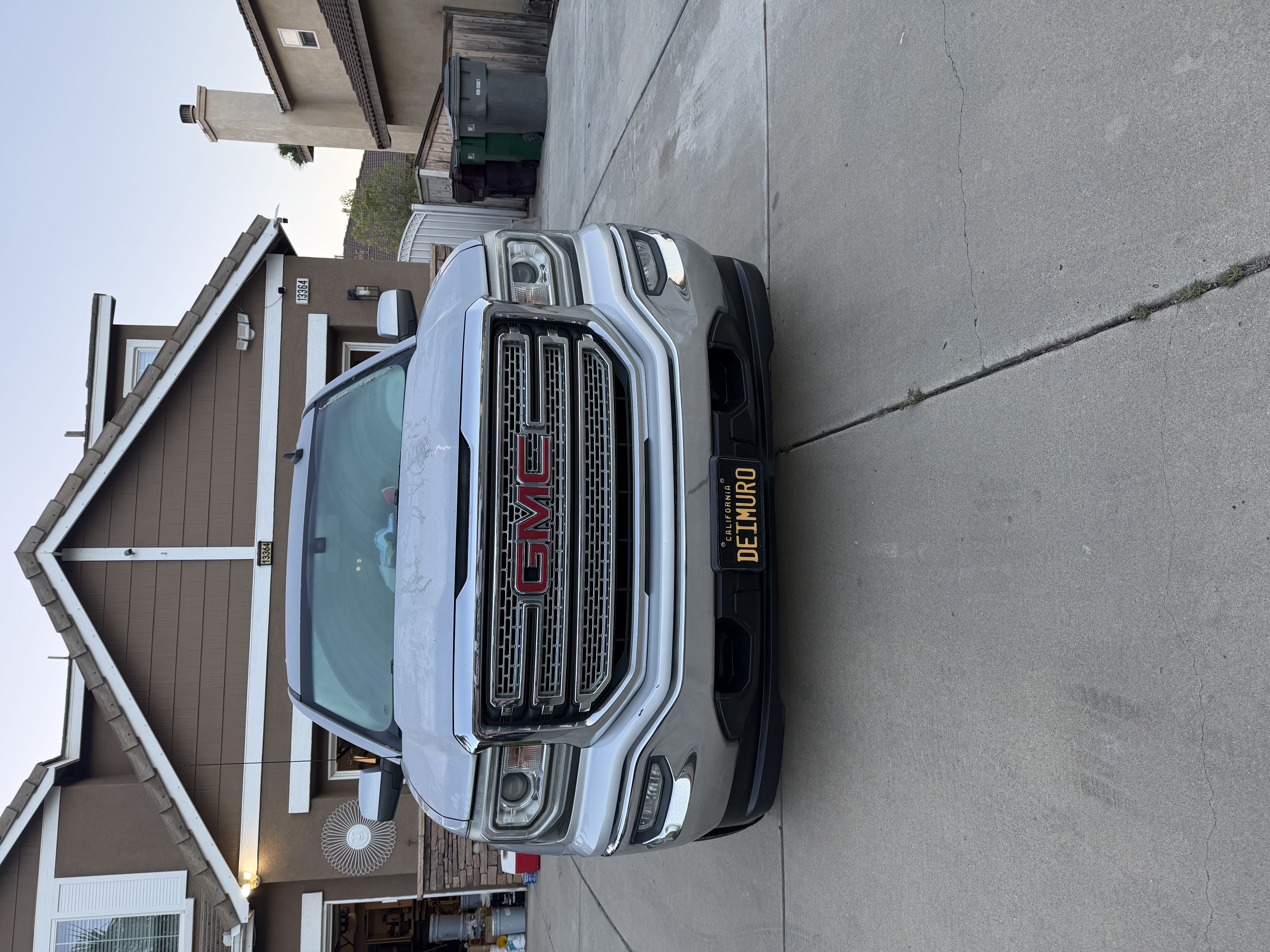 Used 2018 GMC Sierra 1500 SLE w/ SLE Value Package RWD image 1