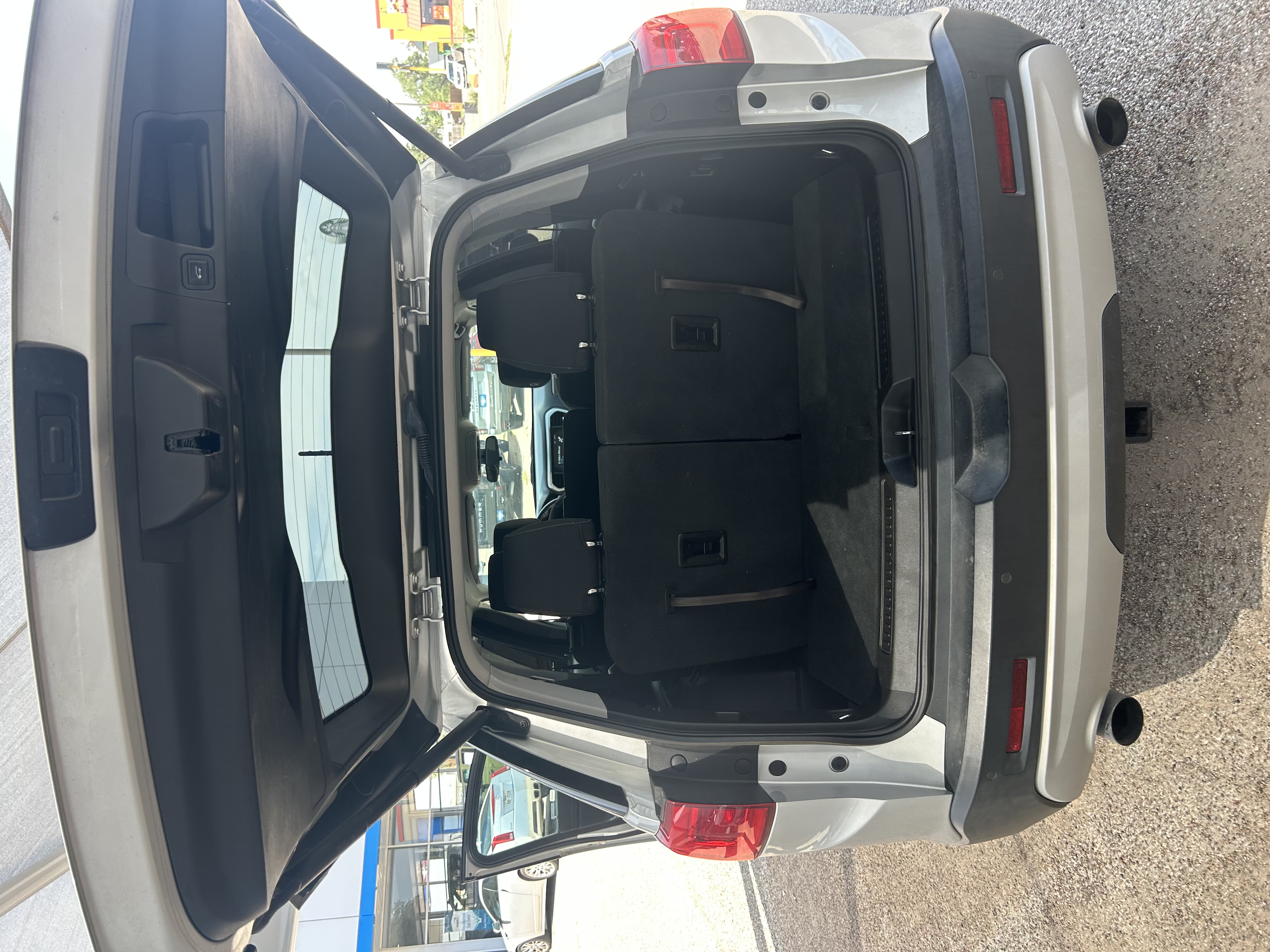 Used 2019 GMC Acadia SLE w/ Driver Alert Package I AWD/4WD image 1
