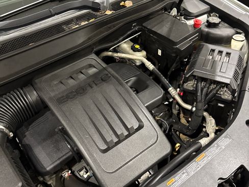 Used 2014 Chevrolet Equinox LS image 11