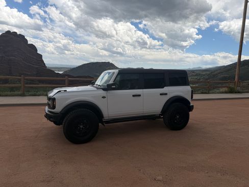 Used 2023 Ford Bronco Wildtrak AWD/4WD image 5
