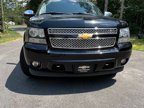 Used 2014 Chevrolet Tahoe LTZ AWD/4WD image 2
