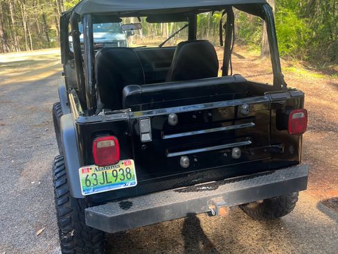 Used 1995 Jeep Wrangler Sport S image 2