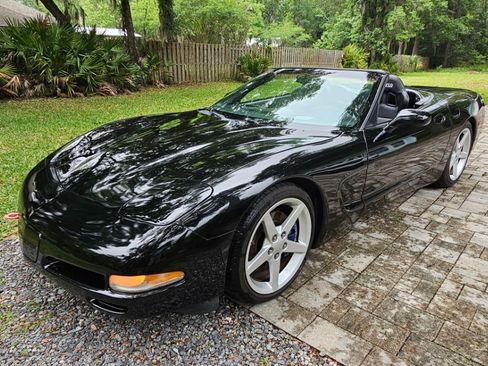 Used 2001 Chevrolet Corvette Convertible w/ Preferred Equipment Group2 RWD image 1