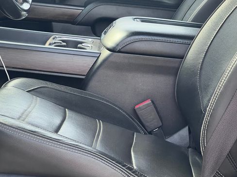 Used 2019 GMC Sierra 3500 Denali w/ Duramax Plus Package image 13