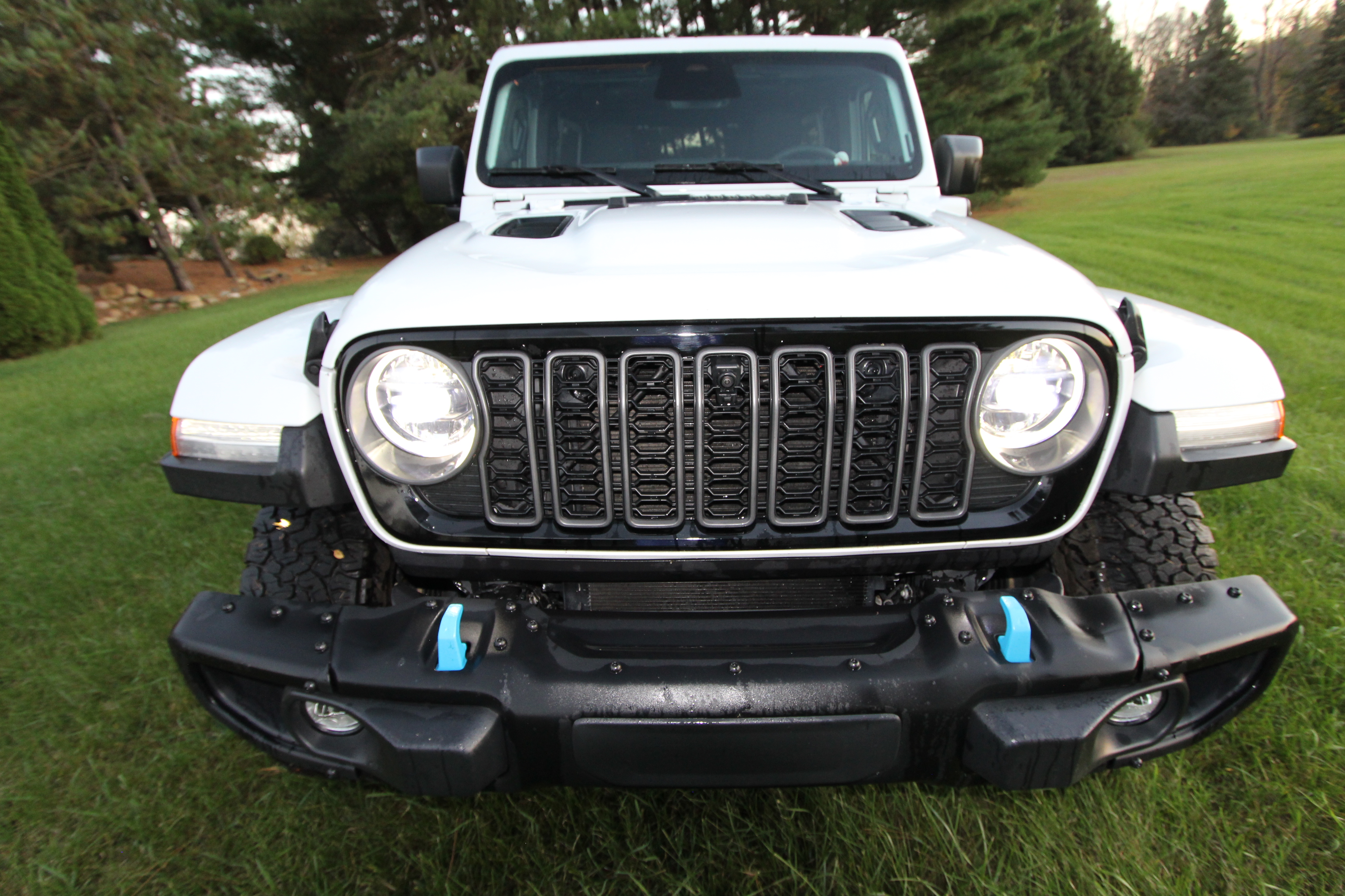 Used 2025 Jeep Wrangler Unlimited Rubicon 4xe AWD/4WD image 5